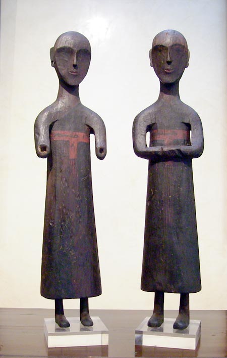 couple de personnages en bois - Couple de personnages en bois - Royaume de Chu V° sicle av JC (Epoque des Royaumes Combattants 475-221 av JC) - bois