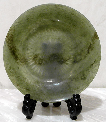 coupelle en jade vert pinard - Coupelle en jade vert pinard - Fin de la Dynastie Qing - archives