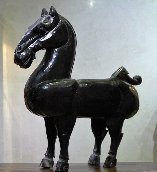 grand cheval - Grand cheval - Dynastie Zhou fin de la priode Royaumes Combattants<br />III° sicle av JC - bois