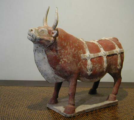 buffle en terre cuite grise - Buffle en terre cuite grise - Dynastie des Wei du Nord ( 386-535 ) - archives