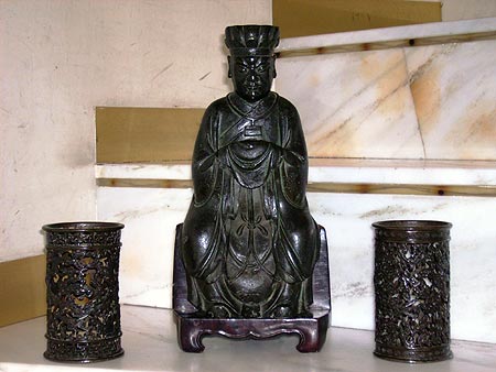 ensemble de bronze � patine brune - Ensemble de bronze � patine brune - Dynastie Ming XVI-XVII° si�cle - archives